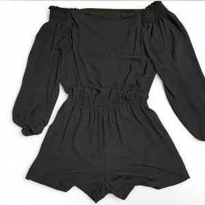 Eight Sixty Black Off-Shoulder romper